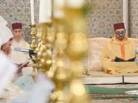 Le roi Mohammed VI préside une veillée religieuse en commémoration de l'Aïd al-Mawlid Annabaoui Acharif, samedi 8 octobre 2022.