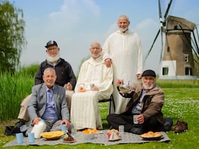 La 2ème saison de la série-documentaire "Mocronado's", consacrée aux premiers travailleurs marocains aux Pays-Bas, est diffusée depuis le 6 septembre 2025.