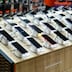 Trafic de smartphones: des réseaux financés par des bureaux de change