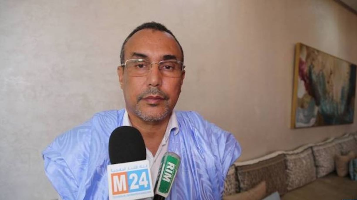 El Khattat Yanja est le président du conseil de la région Dakhla-Oued Eddahab.