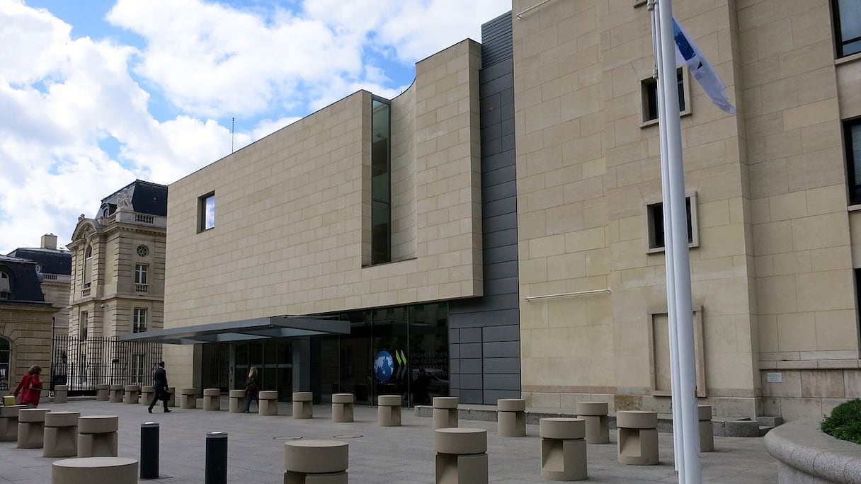 Entrée principale du siège de l'OCDE, à Paris.