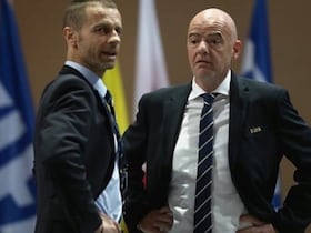Aleksander Ceferin, président de l’UEFA et Gianni Infantino, président de la FiFA.