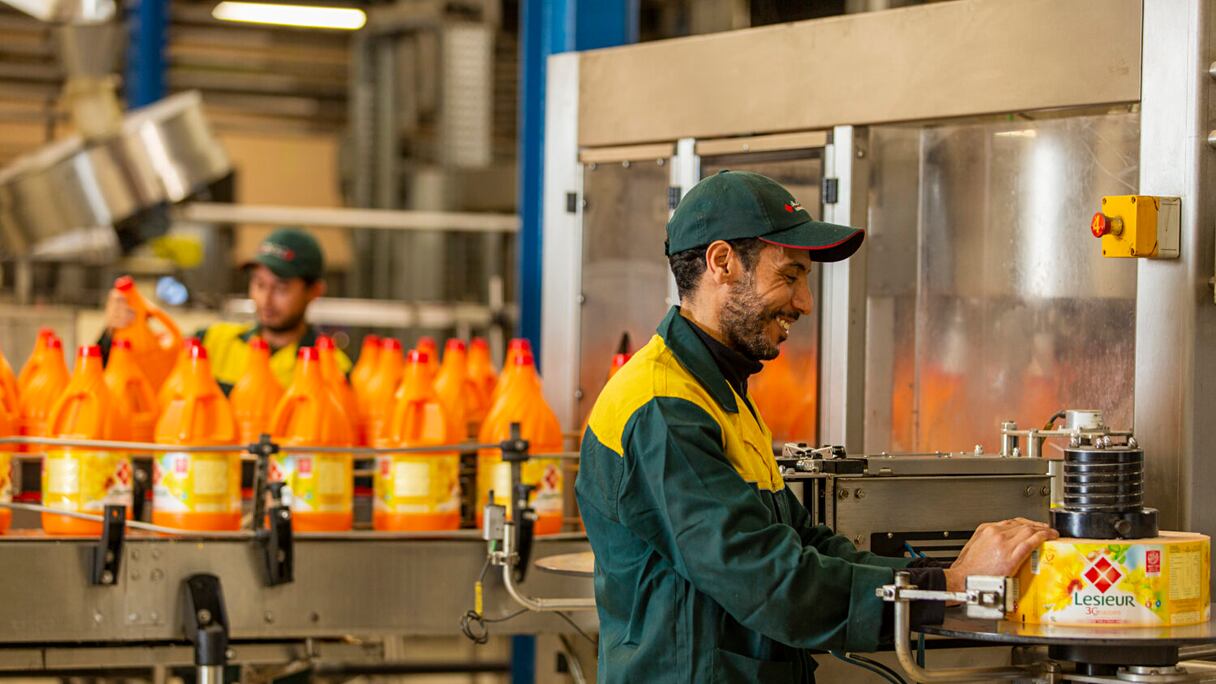 مصنع تابع لمجموعة "لوسيور كريسطال"