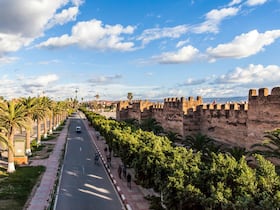 La médina de Taroudant est bordée de 7 kilomètres de murailles dotées de 130 tours.