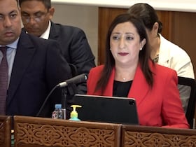 La maire de Rabat, Fatiha El Moudni, présidant le Conseil communal du 3 octobre 2024 (Y.Mannan/Le360).