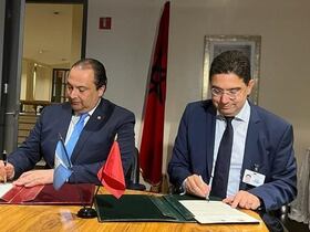 Nasser Bourita et son homologue guatémaltèque, Mario Adolfo Bucaro Flores, à l’issue de leur entretien bilatéral dans le contexte de la 77e Assemblée générale de l’ONU, à New York, le 22 septembre 2022.
