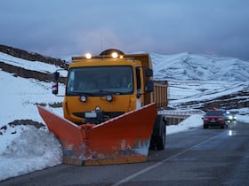 كاسحة للثلوح