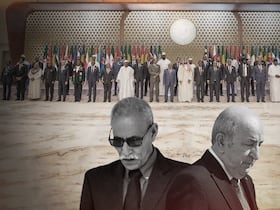 Le chef du Polisario, Brahim Ghali, et le président algérien Abdelmadjid Tebboune. En arrière plan, la photo de famille consacrant les travaux du Sommet saoudite-africain, tenu vendredi 10 novembre 2023 à Ryad.