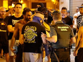 Lors des affrontements provoqués samedi 12 juillet 2025 par des groupes ultranationalistes espagnols à Torre Pacheco.
