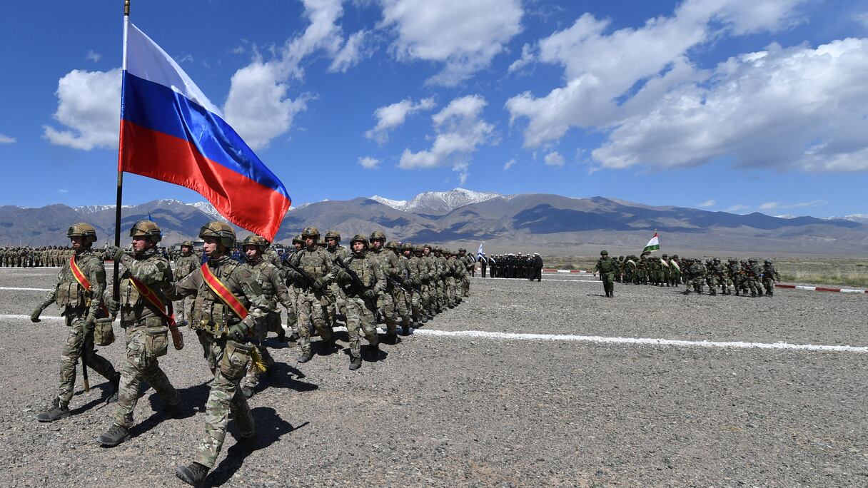 Les forces armées russes participent aux exercices militaires conjoints "Interaction-2024", "Recherche-2024" et "Echelon-2024" sur le terrain d'entraînement d'Edelweiss à Balykchi, à environ 200 km de Bichkek, le 11 septembre 2024.