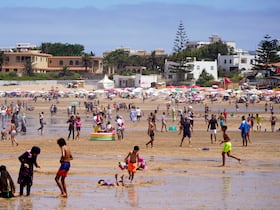 شاطئ الصابليت.. أشهر بحر في المحمدية | نهار في البحر الموسم الثاني