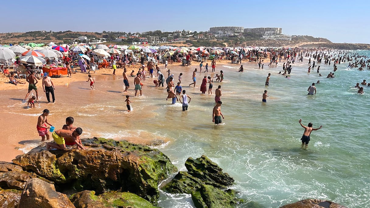 شاطئ الصول بأشقار.. متعة السباحة بين أمواج المتوسطي والأطلسي | نهار في البحر (الحلقة 19 / الموسم 2)