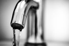 Robinet de distribution d'eau. Les effets de la sécheresse au Maroc contraignent les autorités à prendre des mesures drastiques, pour une gestion raisonnée des ressources hydriques.