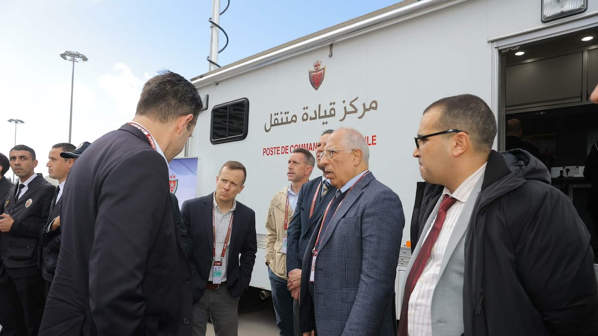 وفد رسمي من مكتب التحقيقات الفيدرالي الأمريكي