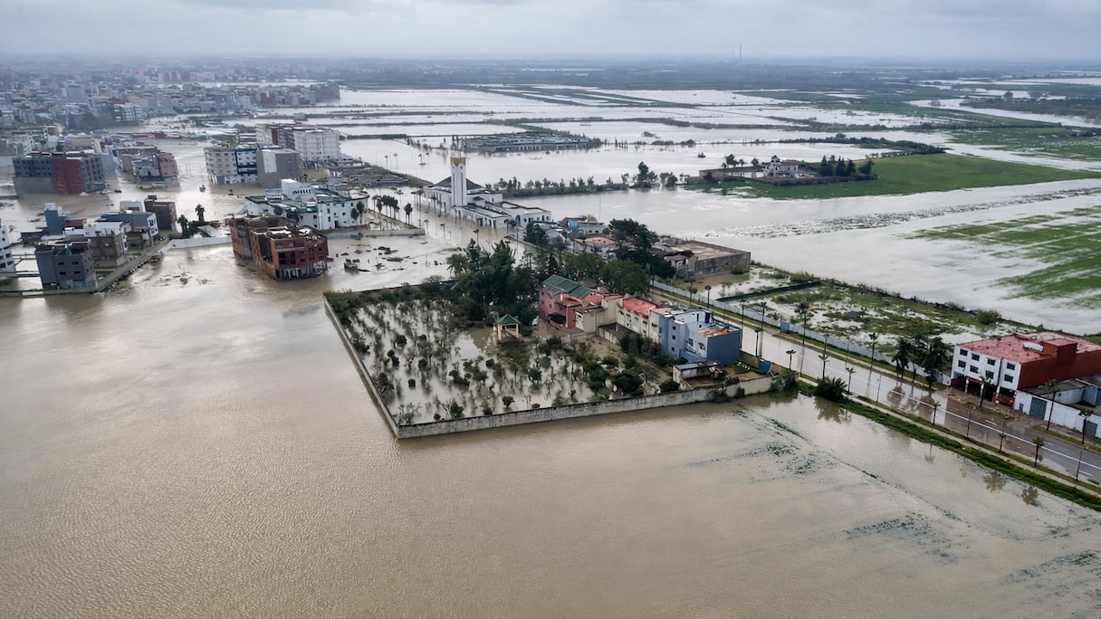 La ville de Ksar El Kébir sous les eaux, vendredi 6 février 2026.