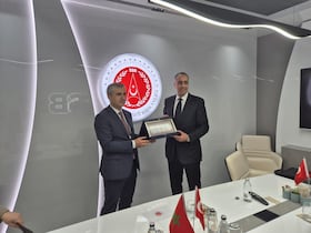 Abdellatif Hammouchi et le vice-président du Système national stratégique des industries de défense turques (SSB), Hüseyin Avşar.
