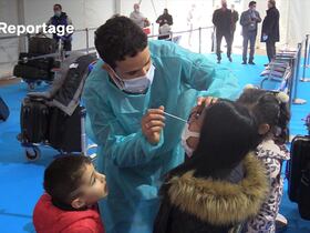 Dès leur arrivée au Maroc, comme ici le 7 février 2022 à l'aéroport d'Oujda-Angads, les voyageurs sont tenus d'effectuer un test antigénique à résultat rapide.