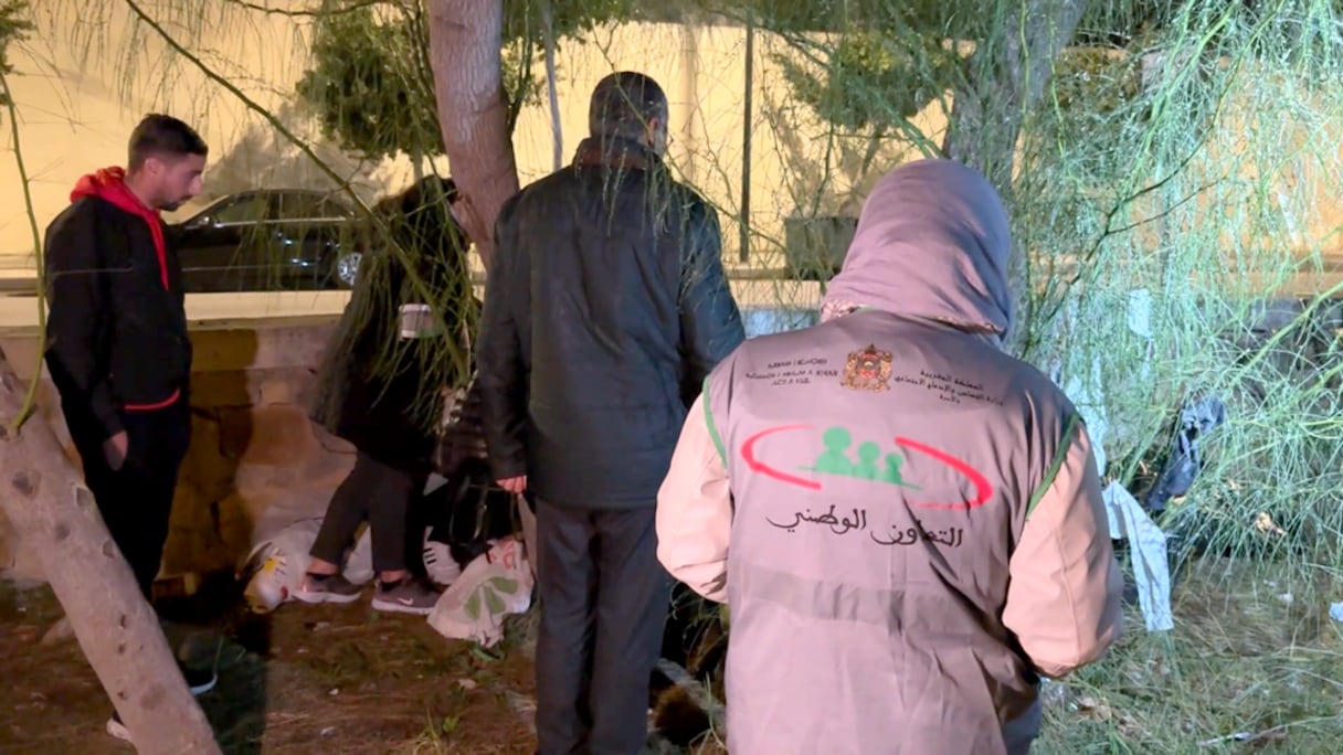 ليالي عملية شتاء 2025: أجواء من عملية إخلاء شوارع طنجة من "المشردين"