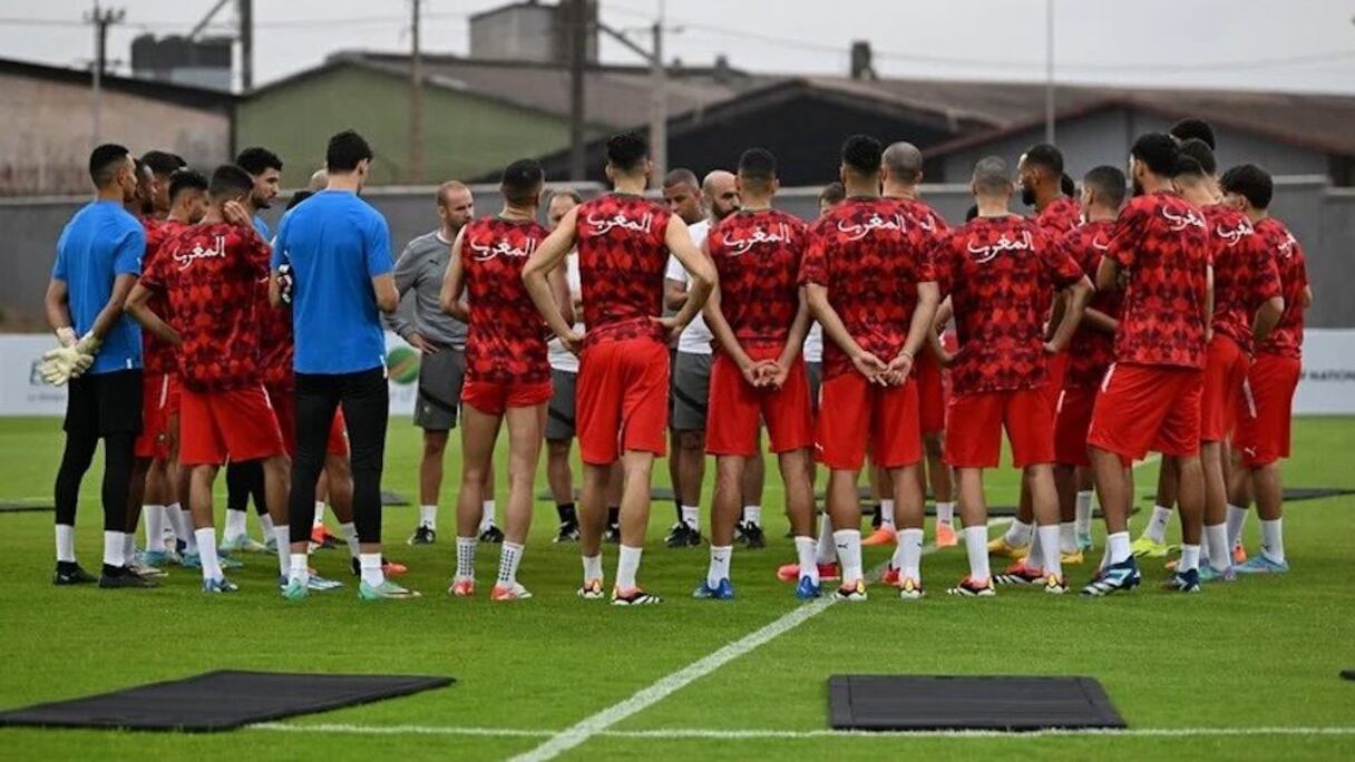 Les Lions de l'Atlas lors de leur première séance d’entrainement au stade August Denis de San Pedro au Sud-Ouest de la Côte d’Ivoire, le 8 janvier 2024.