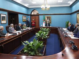 Abdelmadjid Tebboune lors de la réunion avec le Premier ministre, les chefs des deux Chambres du Parlement, du chef d’Etat major de l’armée et du président de la Cour constitutionnelle à Alger le 21 mars 2024.