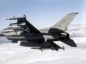 Le F-16 C/D Block.