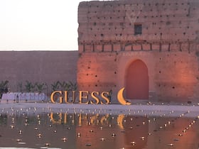 Le Palais Badii, à Marrakech, a accueilli la présentation des collections printemps-été et pré-automne de la marque américaine Guess.