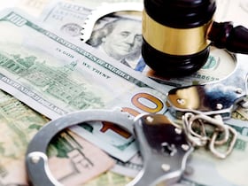 مكافحة تبييض الأموال