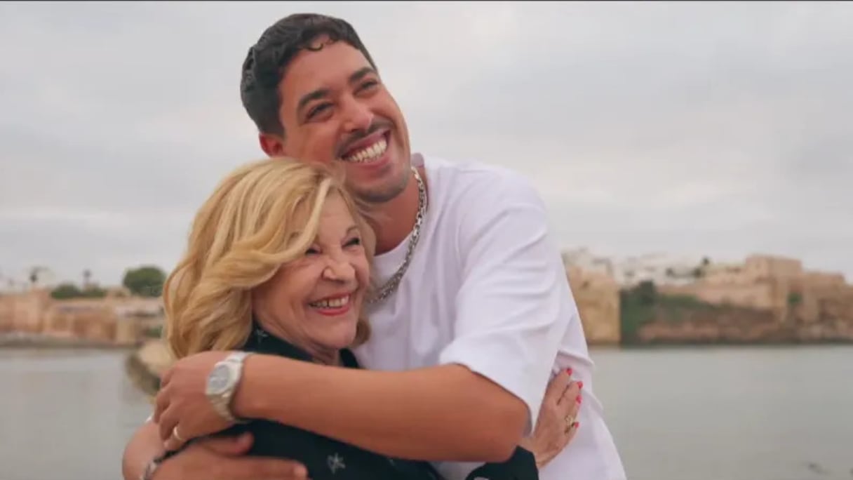 La visite des trésors du patrimoine par Nicoletta et Lartiste.