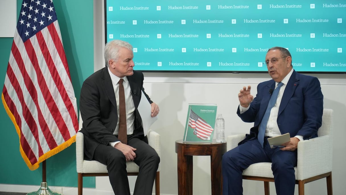 L'ambassadeur du Maroc aux Etats-Unis, Youssef Amrani, et Michael Doran, Senior Fellow et directeur du Centre pour la paix et la sécurité au Moyen Orient.