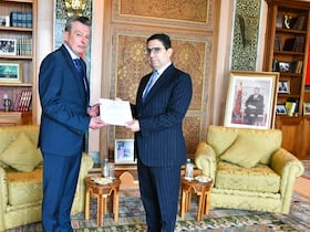 Serhiy Sayenko, nouvel ambassadeur d’Ukraine, reçu par Nasser Bourita, ministre des Affaires étrangères, le 12 décembre 2022 à Rabat.
