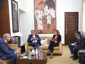 Le chef du gouvernement, Aziz Akhannouch, accompagné de Fatim-Zahra Ammor, ministre du Tourisme et de Adel El Fakir, directeur général de l'ONMT, a reçu Sebastian Ebel, PDG, à compter du 1er octobre prochain, du groupe allemand TUI.