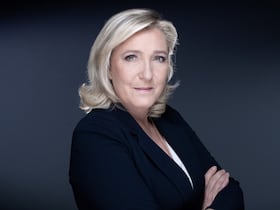 Marine Le Pen, Présidente du parti français le Rassemblement national.