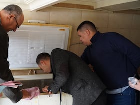 لجان المراقبة تحجز وتتلف كميات مهمة من المأكولات بـ"سناكات" بدرب السلطان