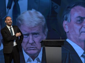 Eduardo Bolsonaro, député brésilien et fils de l'ancien président brésilien Jair Bolsonaro, s'exprime lors de la Conférence d'action politique conservatrice (CPAC) à Buenos Aires, le 4 décembre 2024