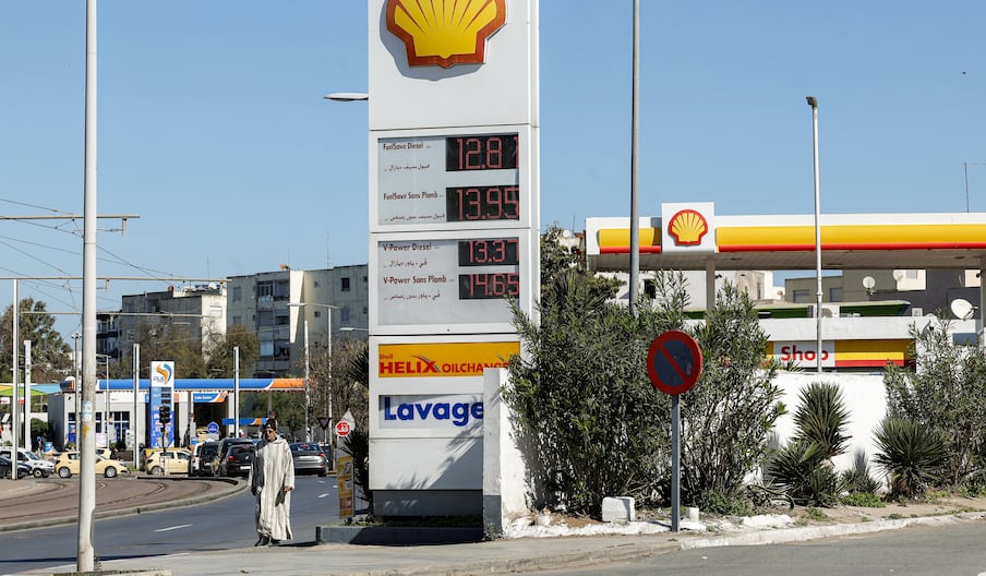 Le 16 mars 2026, les prix des carburants ont augmenté au Maroc dans un contexte de tensions géopolitiques au Moyen-Orient perturbant le marché mondial du pétrole.