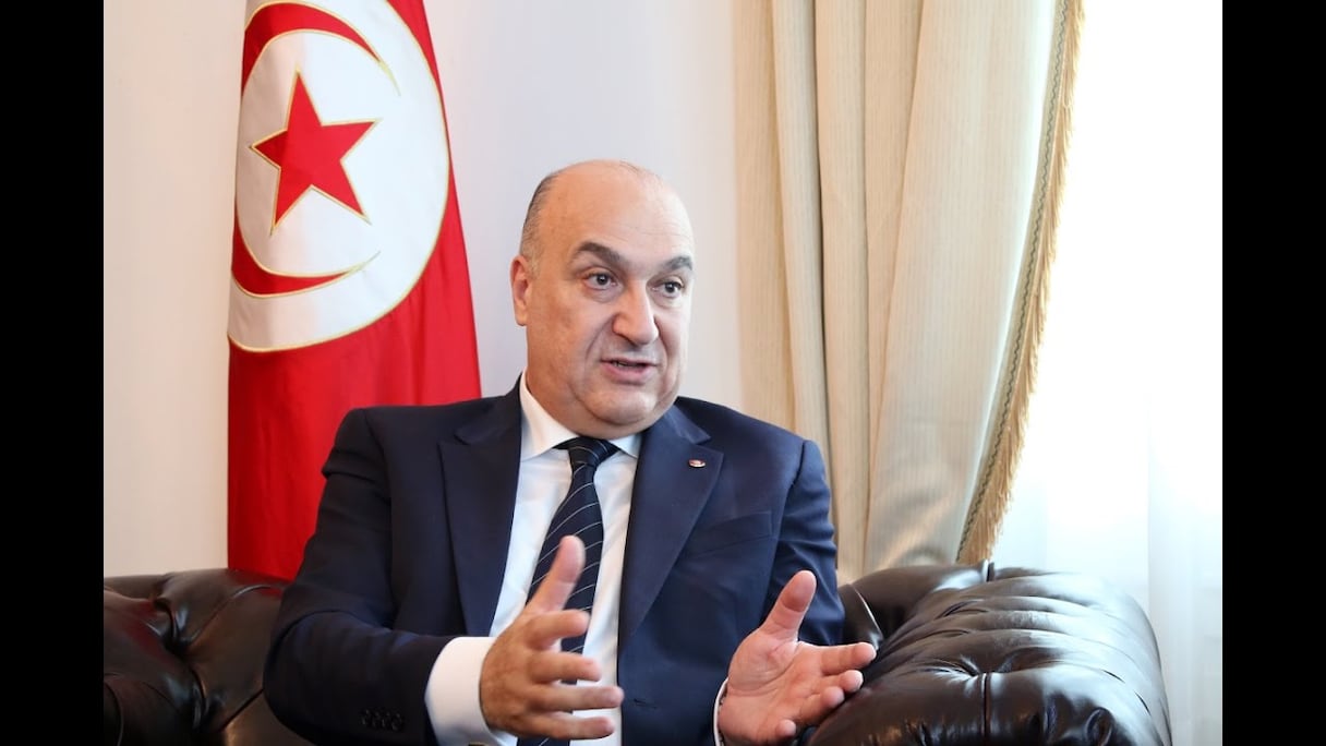 Elyes Kasri, analyste politique et ancien ambassadeur de Tunisie , notamment en Allemagne, au Japon, en Inde et en Corée du Sud.