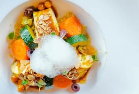 Michel Sarran signe un menu marocain à 25€ chez Ma Biche sur le Toit.