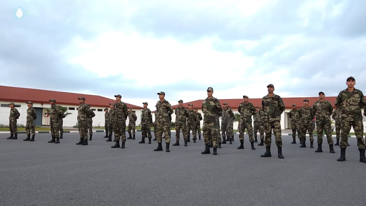 Les appelés au 39ème contingent du service militaire ont intégré les différents centres de formation des Forces Armées Royales pour suivre une formation de base commune avant de passer à une deuxième phase de qualification professionnelle dans diverses spécialités.