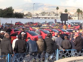 A Fès, les chauffeurs de petits taxis dénoncent une concurrence déloyale des applications de transport en commun.