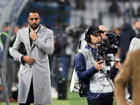Medhi Benatia, conseiller sportif du président de l'OM