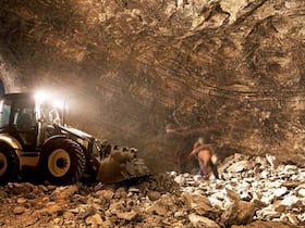 Extraction de cuivre dans une mine.