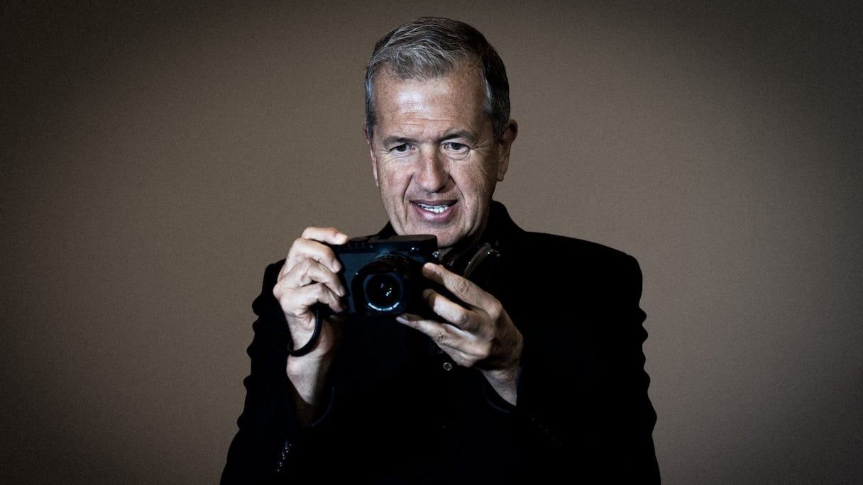 Le photographe de mode Mario Testino.