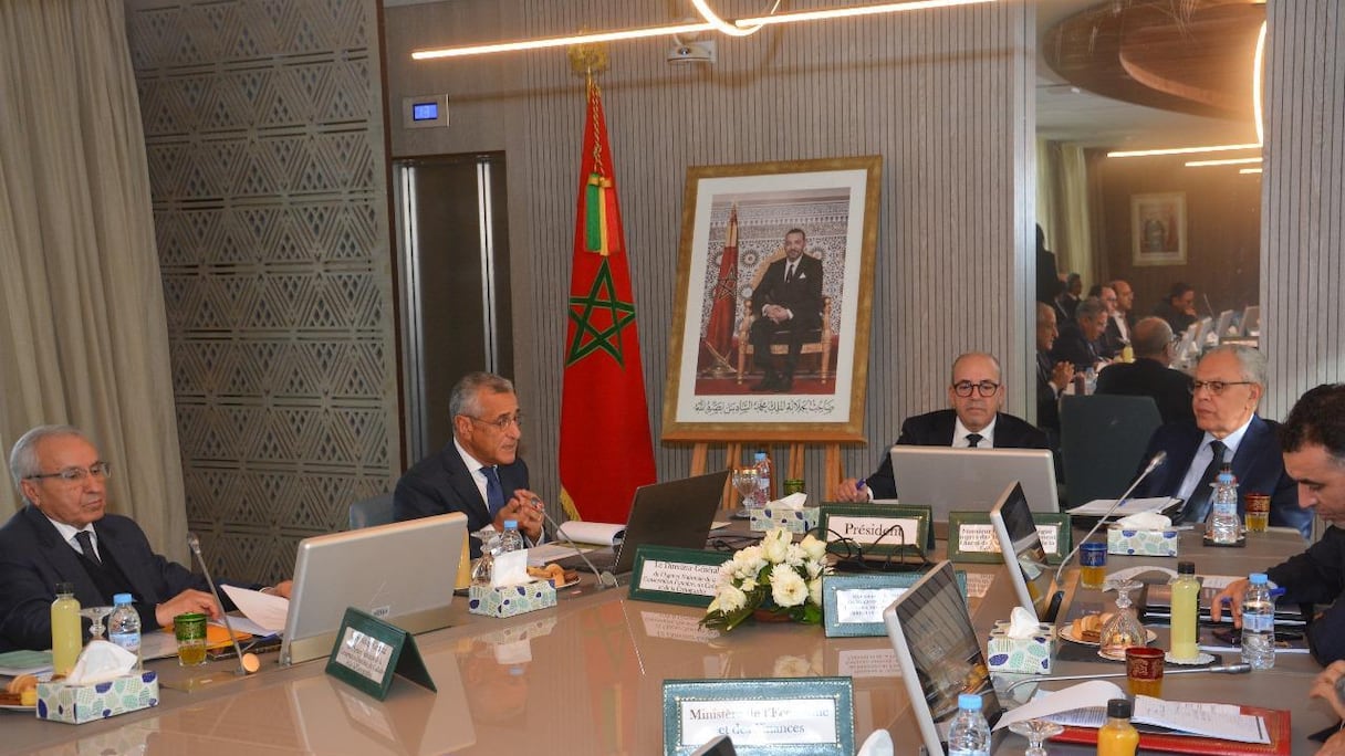 Lors du Conseil d'administration de l’Agence nationale de la conservation foncière, du cadastre et de la cartographie, mercredi 25 décembre 2024 à Rabat.