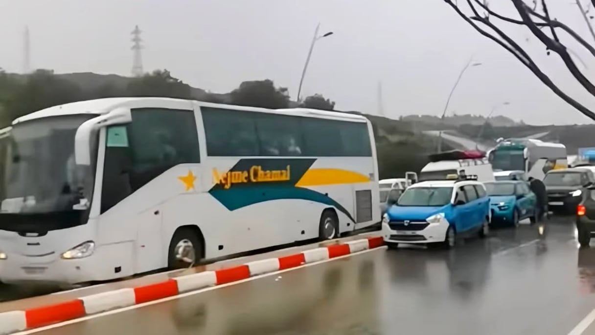 انقطاع طريق بشفشاون