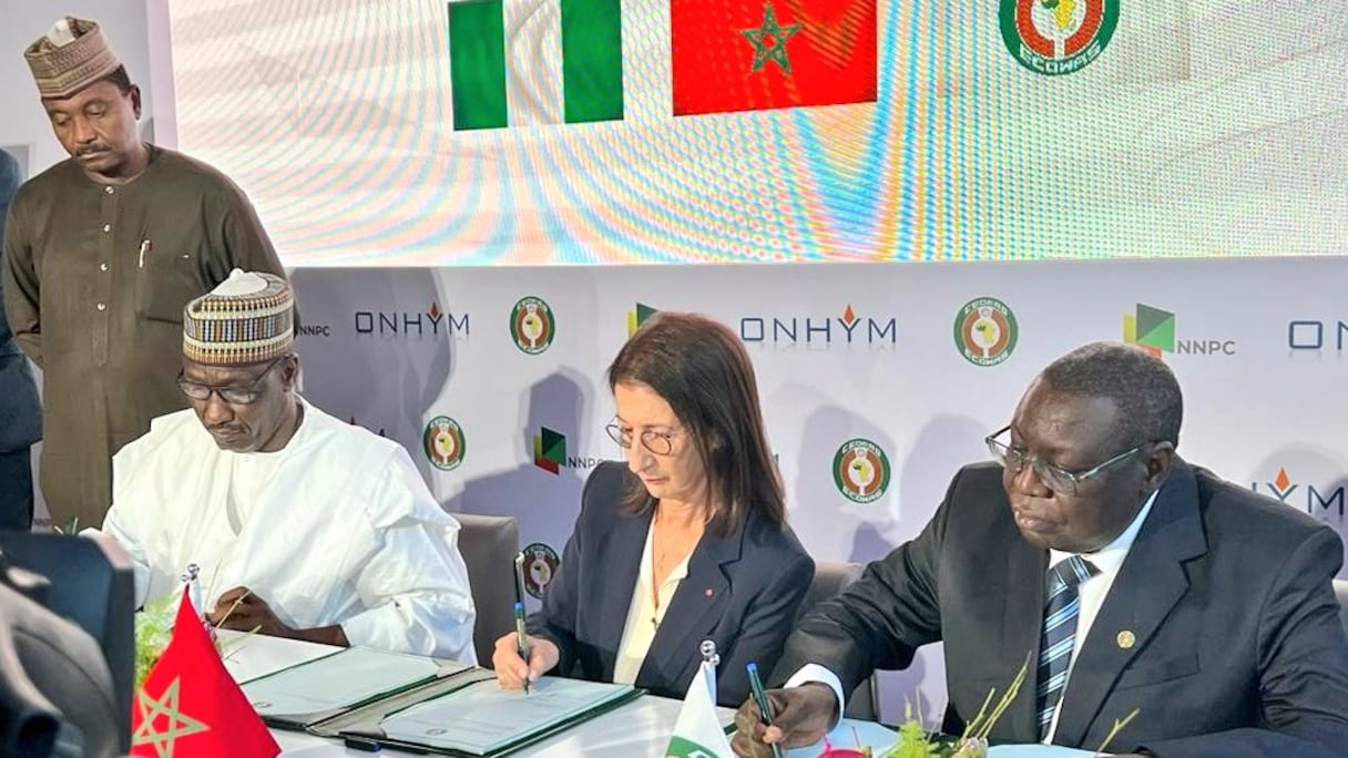 Lors de la signature du mémorandum d’entente sur le mégaprojet de Gazoduc Nigéria-Maroc, jeudi 15 septembre 2022 à Rabat.
