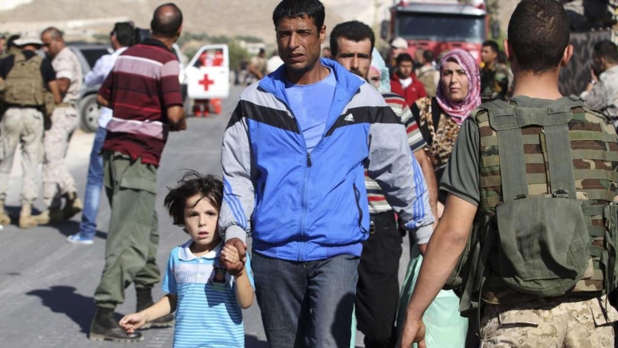 Les civils tentent de fuir Ersal, dans le nord-est du Liban où s'affrontent l'armée libanaise et des combattants islamistes venus de Syrie.