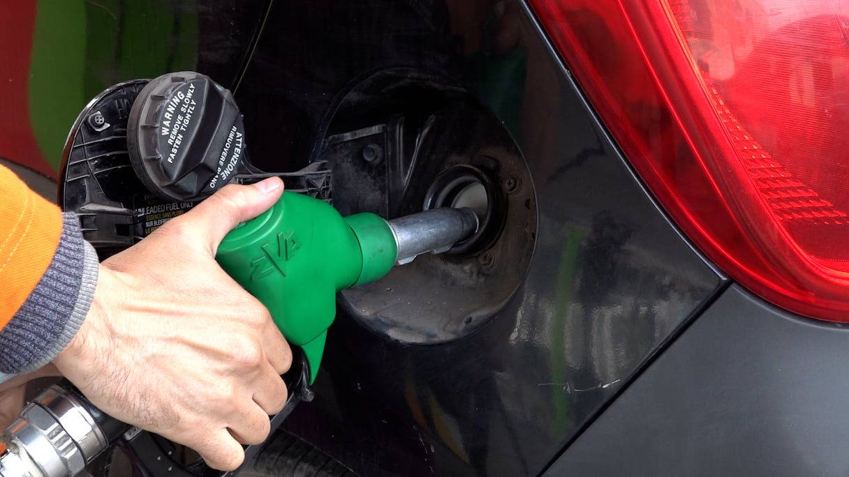 ارتفاع النفط عالميا يثير قلق المغاربة بشأن أسعار الوقود