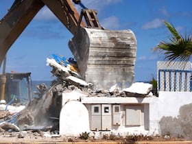 Dar Bouazza: au coeur de la destruction des restaurants des plages privées