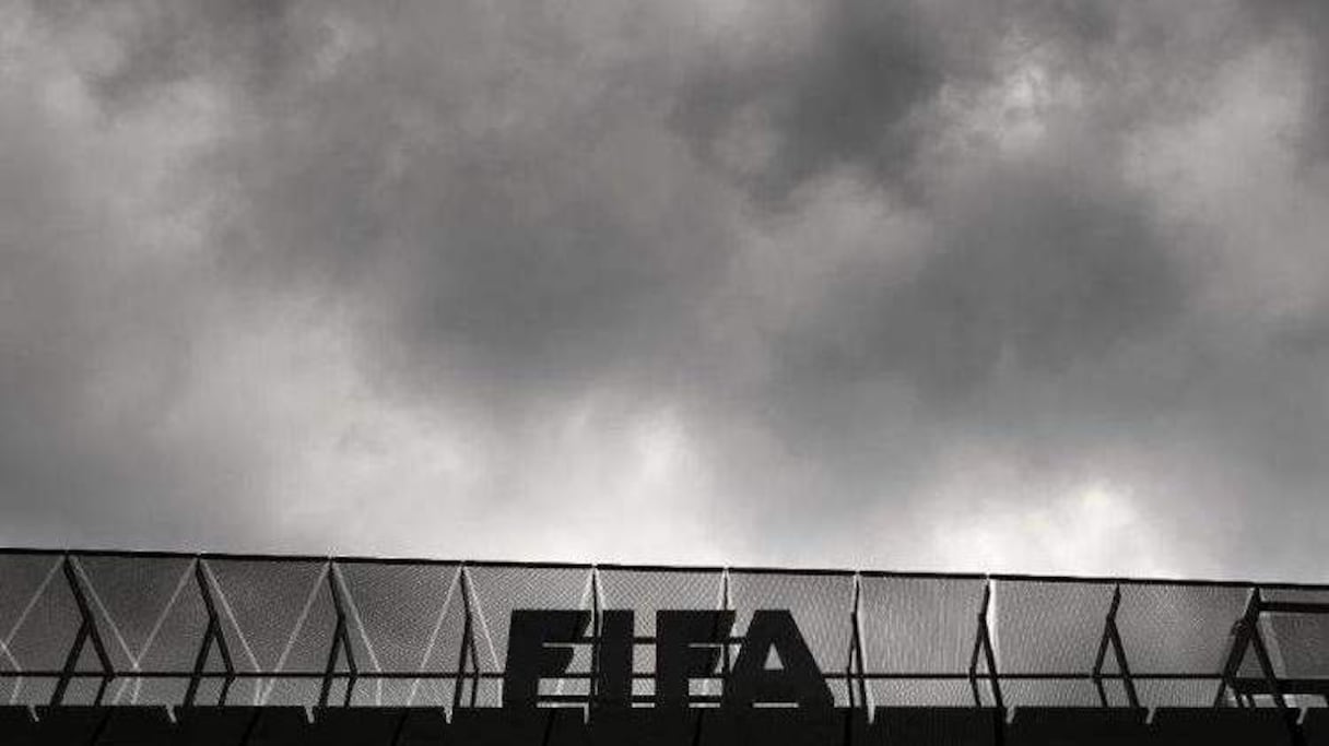 Les nuages s'amoncellent au-dessus du siège de la FIFA, à Zürich.