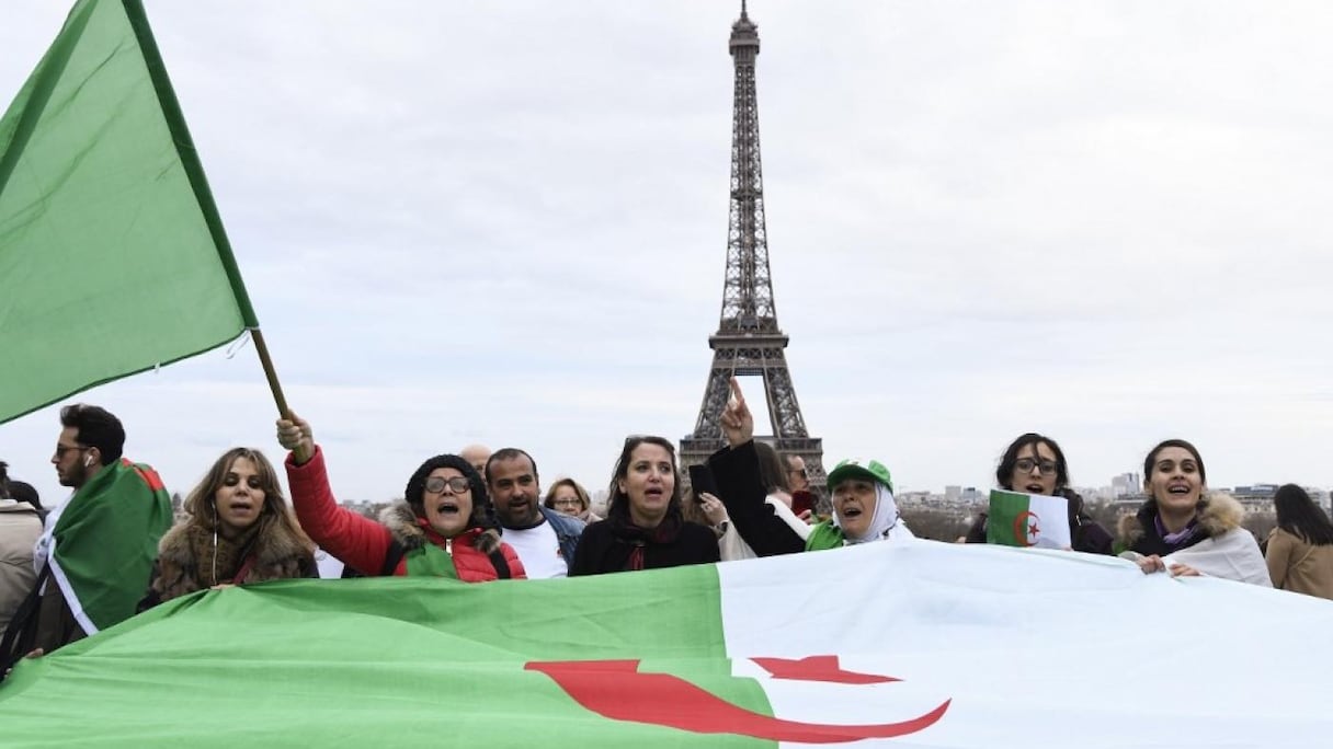 Manifestation du hirak à Paris, le 8 mars 2019.
